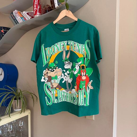 Vintage 1994 Looney Tunes St Patrick's Day Shirt - Picture 1 of 7